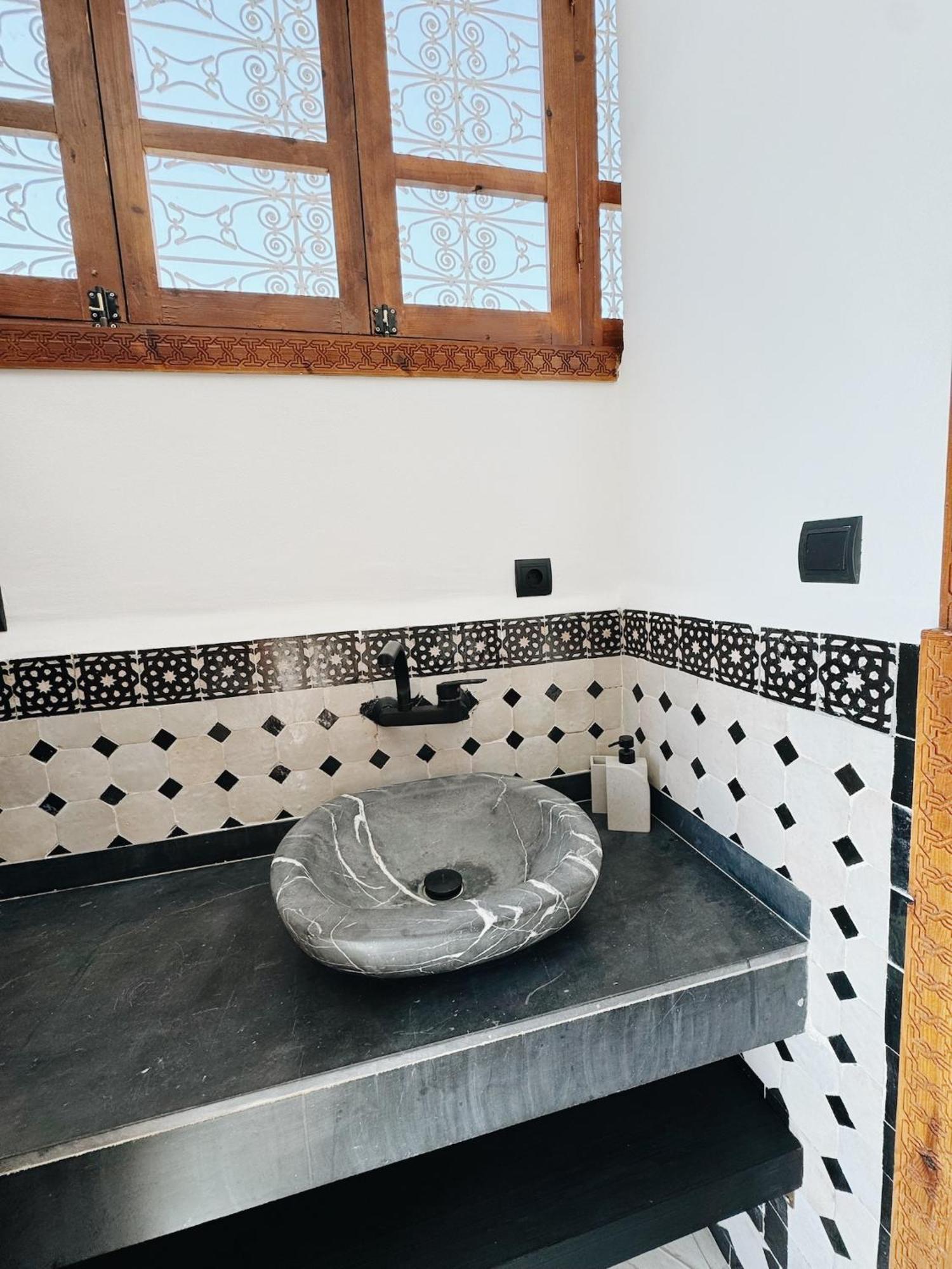 Riad Zawiyat Fez Bagian luar foto