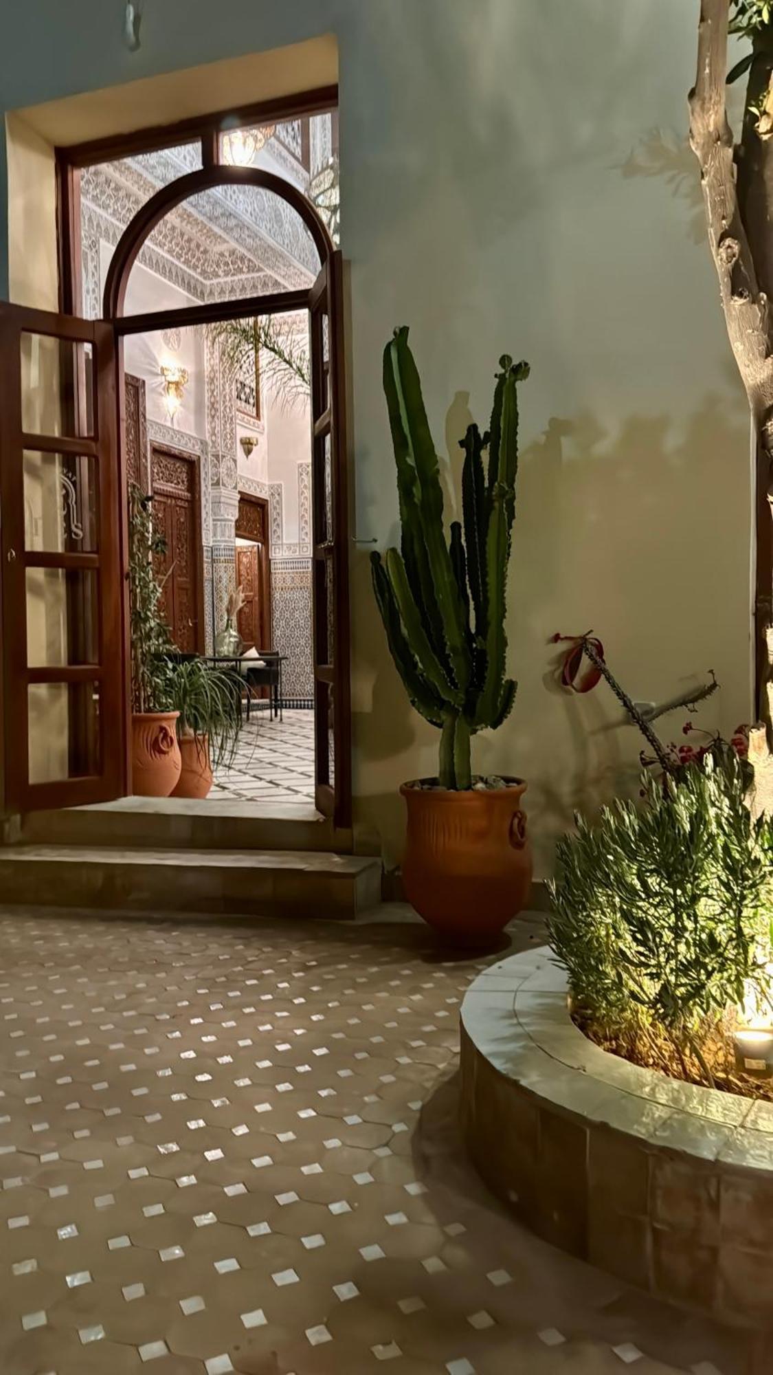 Riad Zawiyat Fez Bagian luar foto